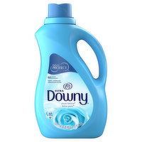 Downy Ultra Fabric Conditioner, Clean Breeze, 1.5 Litre