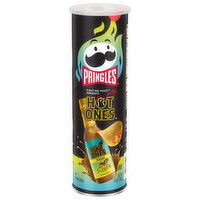 Pringles Hot Ones Potato Crisps, Verde, Hot, 5.5 Ounce