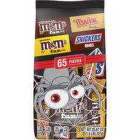 Mixed M&M'S Milk Chocolate, M&M'S Peanut, SNICKERS & TWIX Halloween Candy Variety Pack, 65 Ct Bulk Bag, 25.67 Ounce