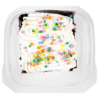 Cub Buttercream Chocolate Cake Slice, 7 Ounce