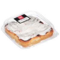 Cub White Iced Gourmet Cinnamon Rolls, 4 Each