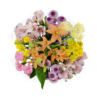 Cub Floral Springtime Splendor Bouquet, 1 Each