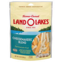 Land O Lakes Cheesemakers' Blend Farmstyle Cut Shredded Cheese, 8 Ounce