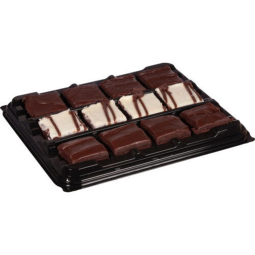 Cub 12 Count Fudge and Cream Cheese Iced Brownie Tray