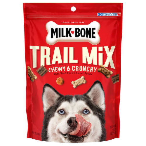 Milk-Bone Chewy & Crunchy Trail Mix With Real Beef & Sweet Potato Dog Snacks