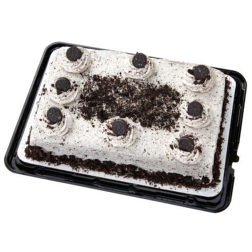 Cub Bakery 1/4 Sheet Cookies and Cream Cake