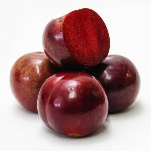 Fresh Red Plumcot/Pluot