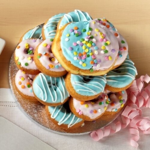 Cub Gender Reveal Donut Cake